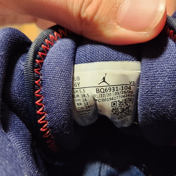 Jordan 1 GS SE USA - Picture 7 of 7